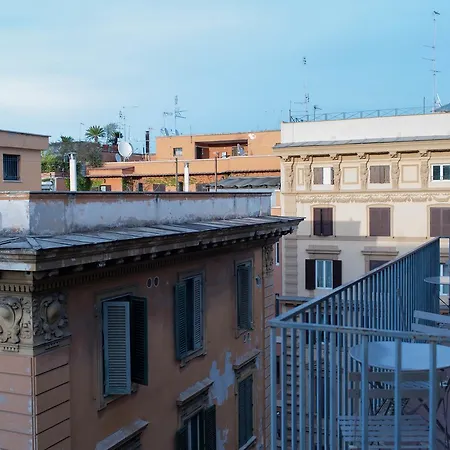 In Front Of St Peter's Square And Vatican Museums - Mypad In
