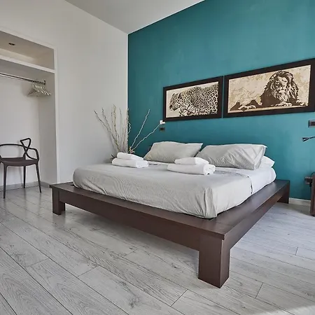 Apartman In Front Of St Peter's Square And Vatican Museums - Mypad In