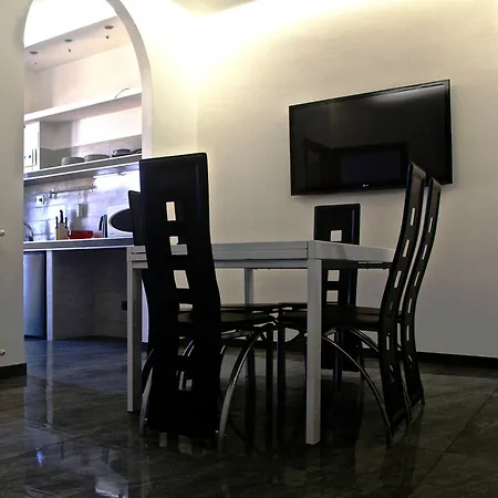 Apartment In Front Of St Peter'S Square And Vatican Museums - Mypad In Rome