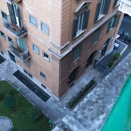 Apartment In Front Of St Peter'S Square And Vatican Museums - Mypad In Rome Apartment Rome