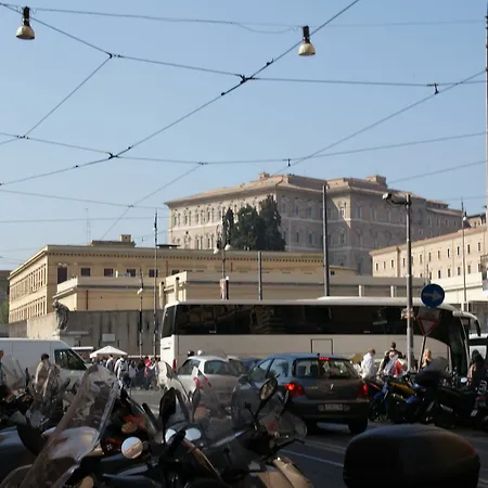 Apartment In Front Of St Peter'S Square And Vatican Museums - Mypad In Rome Apartment Rome